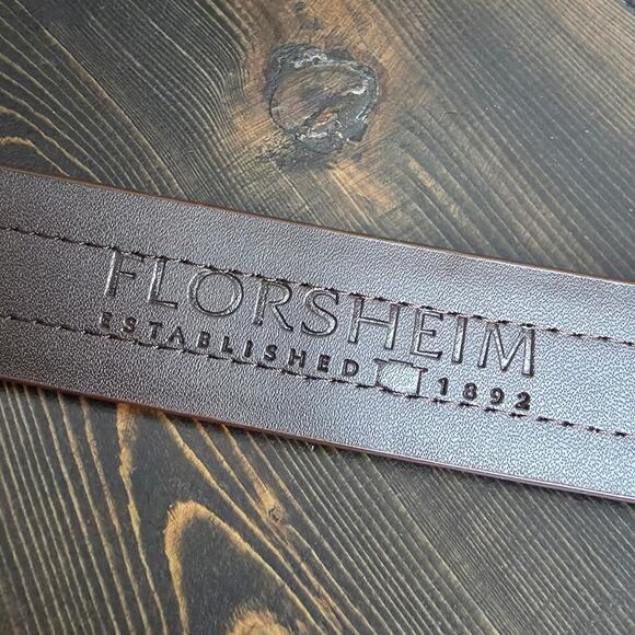 FLORSHEIM Brown Leather Belt sz 36 Minimalist Business Classic Basic Work - Picture 3 of 5